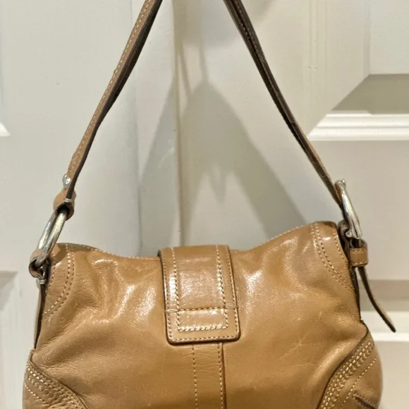 Coach Brown Leather Shoulder Bag - Picture 3 of 5
